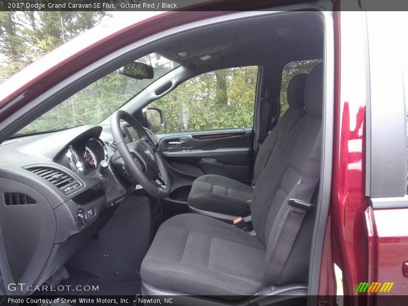 Octane Red / Black 2017 Dodge Grand Caravan SE Plus