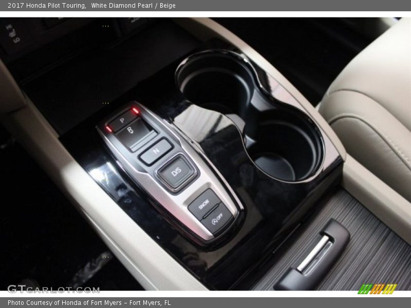 White Diamond Pearl / Beige 2017 Honda Pilot Touring