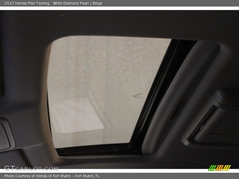 White Diamond Pearl / Beige 2017 Honda Pilot Touring