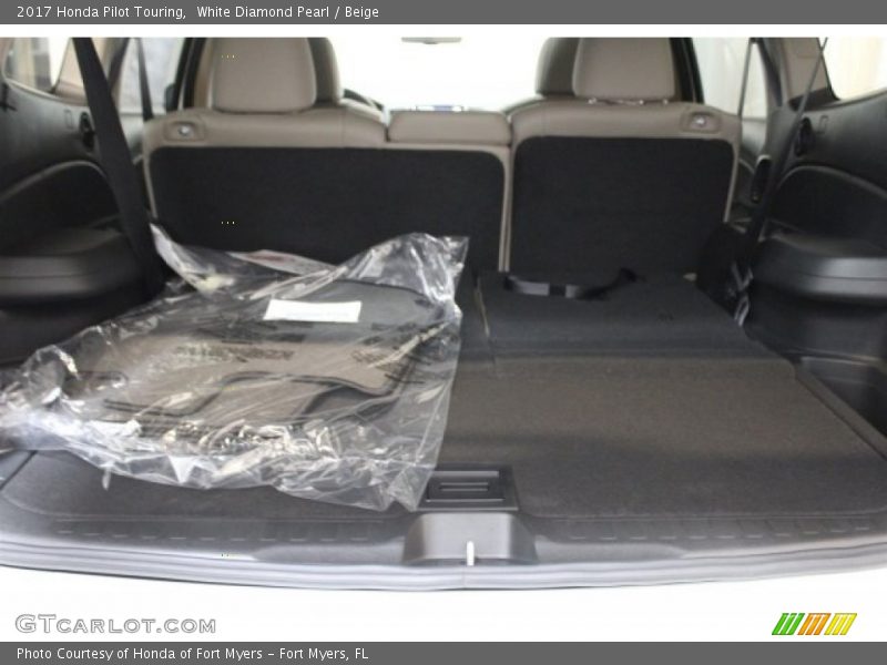 White Diamond Pearl / Beige 2017 Honda Pilot Touring
