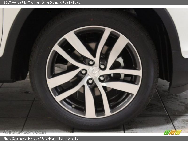 White Diamond Pearl / Beige 2017 Honda Pilot Touring