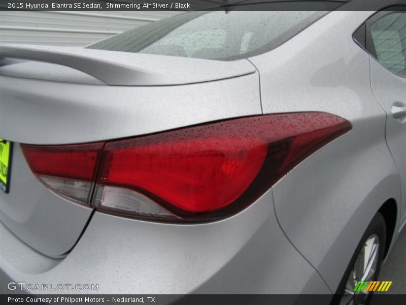 Shimmering Air Silver / Black 2015 Hyundai Elantra SE Sedan