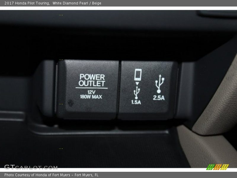 White Diamond Pearl / Beige 2017 Honda Pilot Touring