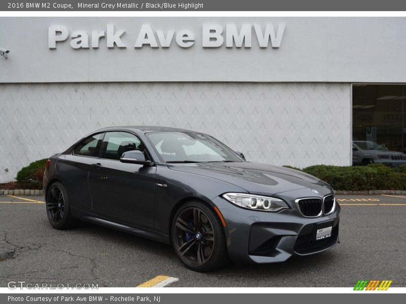 Mineral Grey Metallic / Black/Blue Highlight 2016 BMW M2 Coupe