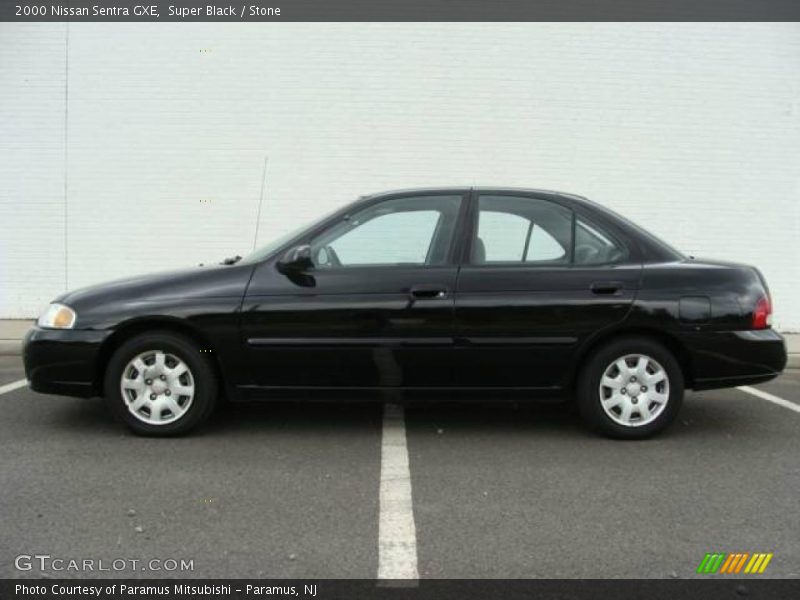 Super Black / Stone 2000 Nissan Sentra GXE