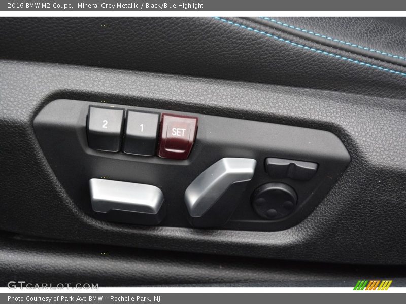 Mineral Grey Metallic / Black/Blue Highlight 2016 BMW M2 Coupe