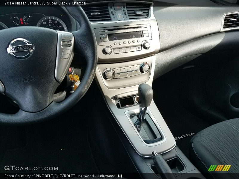Super Black / Charcoal 2014 Nissan Sentra SV
