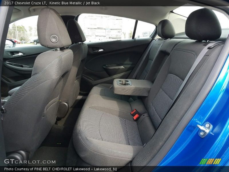 Kinetic Blue Metallic / Jet Black 2017 Chevrolet Cruze LT