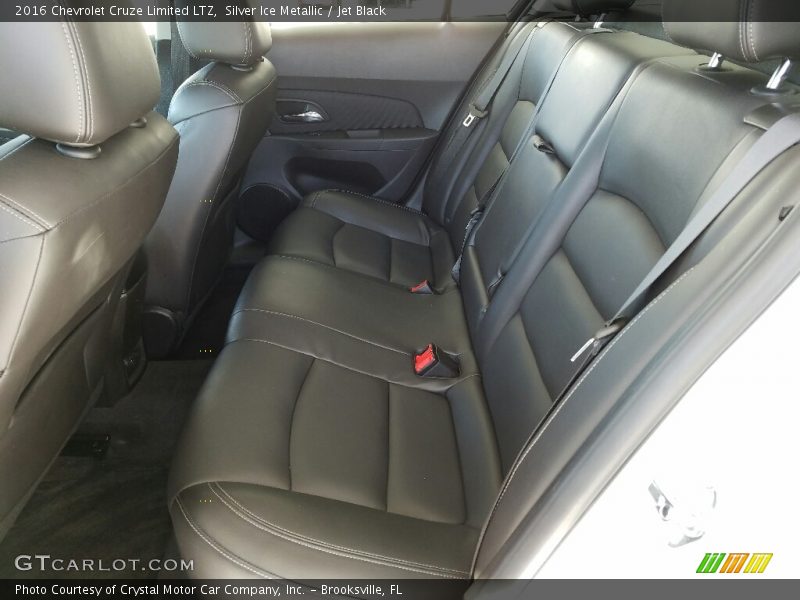 Silver Ice Metallic / Jet Black 2016 Chevrolet Cruze Limited LTZ