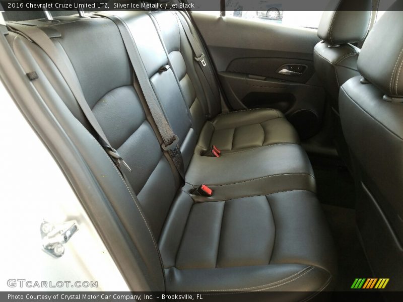 Silver Ice Metallic / Jet Black 2016 Chevrolet Cruze Limited LTZ
