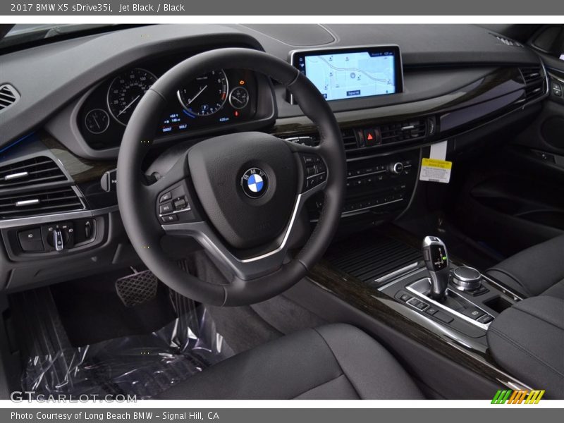 Jet Black / Black 2017 BMW X5 sDrive35i