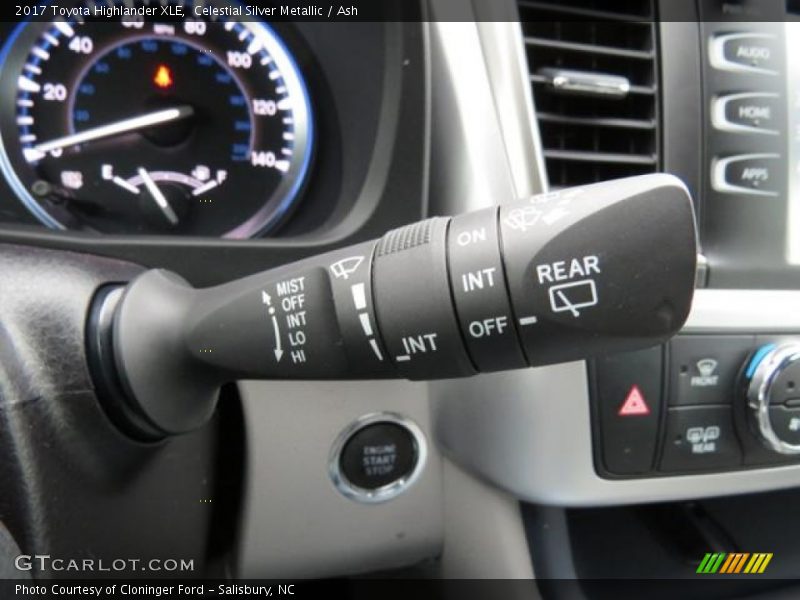 Controls of 2017 Highlander XLE