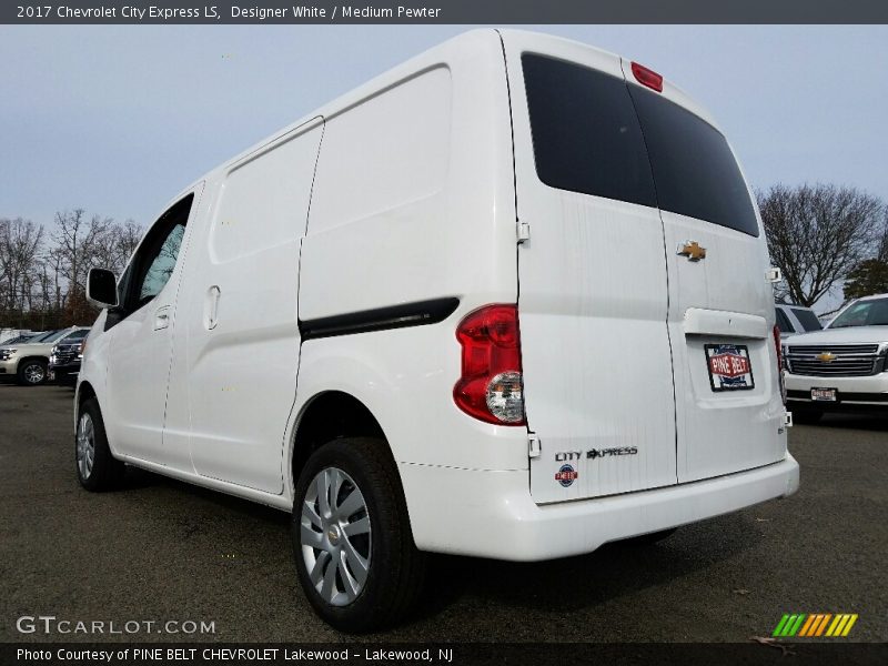 Designer White / Medium Pewter 2017 Chevrolet City Express LS