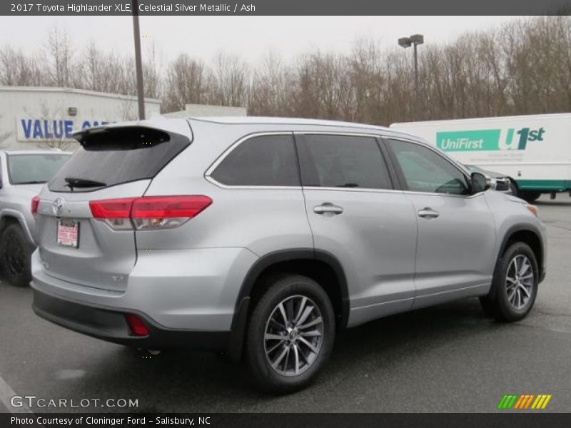 Celestial Silver Metallic / Ash 2017 Toyota Highlander XLE