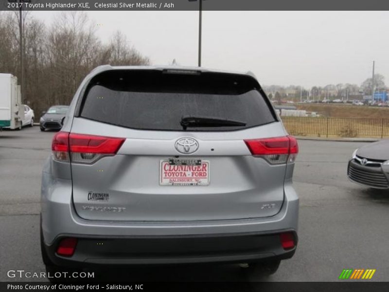 Celestial Silver Metallic / Ash 2017 Toyota Highlander XLE