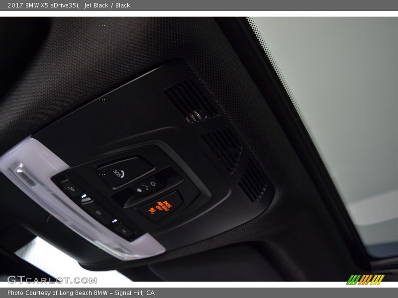 Jet Black / Black 2017 BMW X5 sDrive35i