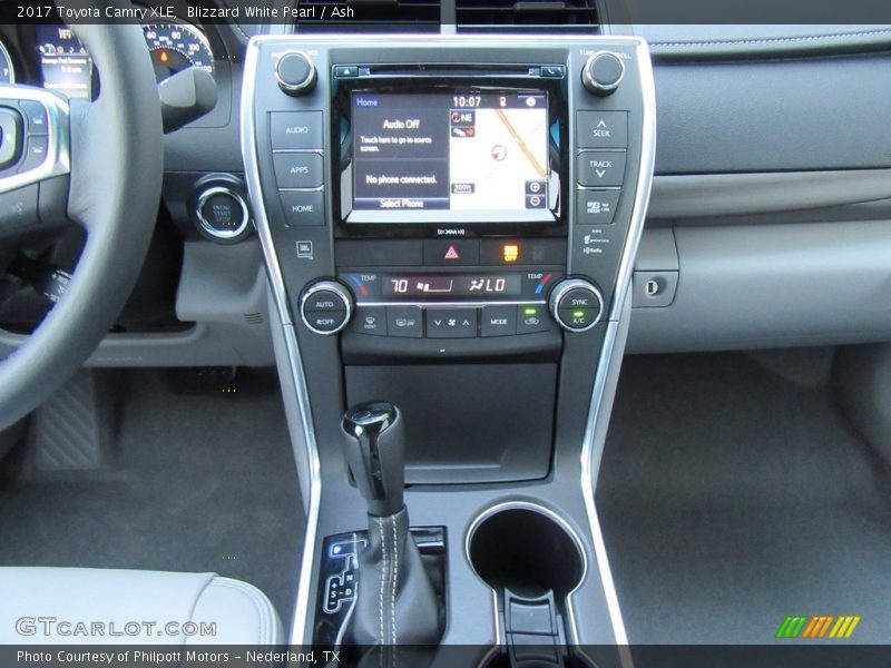 Blizzard White Pearl / Ash 2017 Toyota Camry XLE