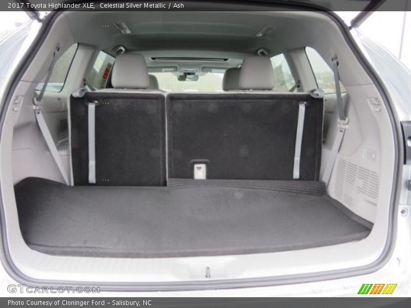 Celestial Silver Metallic / Ash 2017 Toyota Highlander XLE