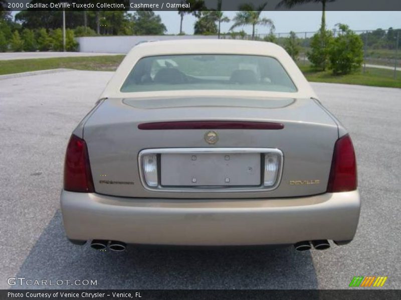 Cashmere / Oatmeal 2000 Cadillac DeVille Tuxedo Collection