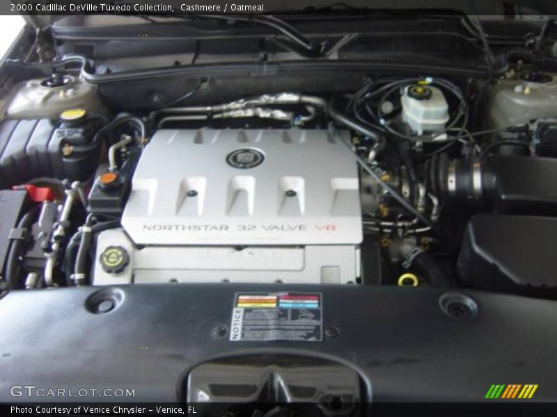 Cashmere / Oatmeal 2000 Cadillac DeVille Tuxedo Collection