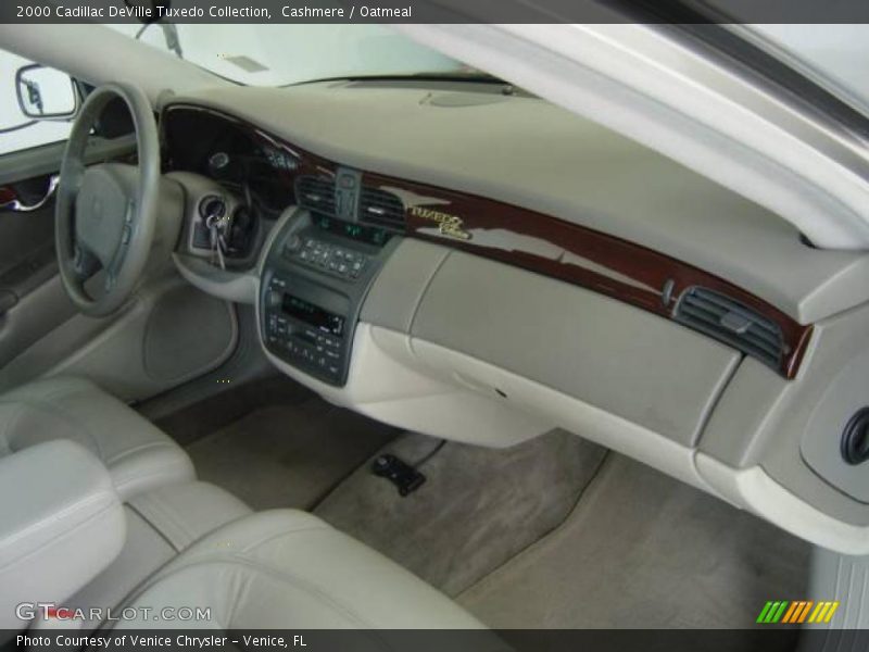 Cashmere / Oatmeal 2000 Cadillac DeVille Tuxedo Collection