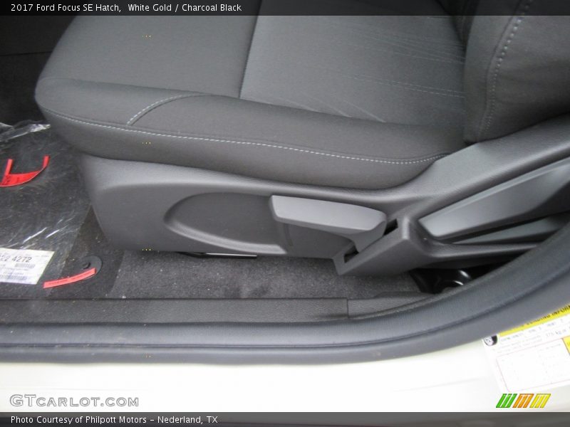 White Gold / Charcoal Black 2017 Ford Focus SE Hatch