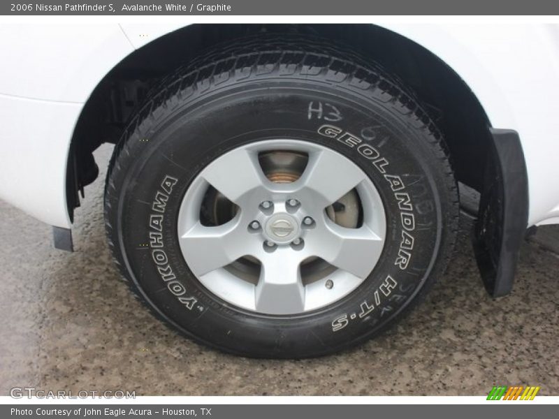 Avalanche White / Graphite 2006 Nissan Pathfinder S