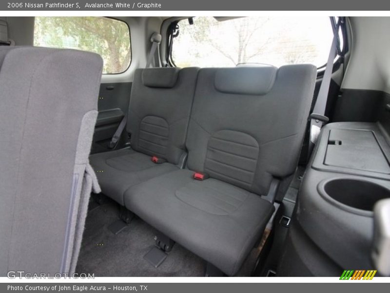 Avalanche White / Graphite 2006 Nissan Pathfinder S