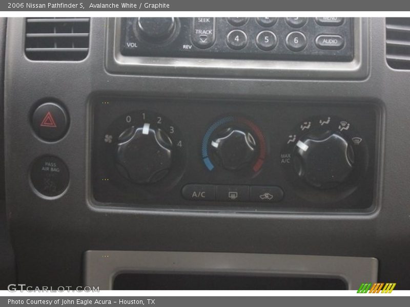 Avalanche White / Graphite 2006 Nissan Pathfinder S
