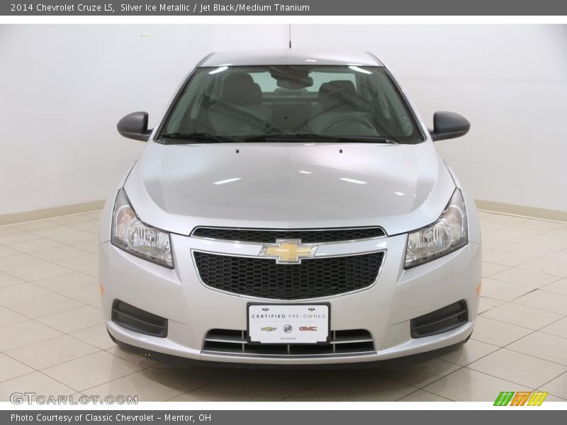 Silver Ice Metallic / Jet Black/Medium Titanium 2014 Chevrolet Cruze LS