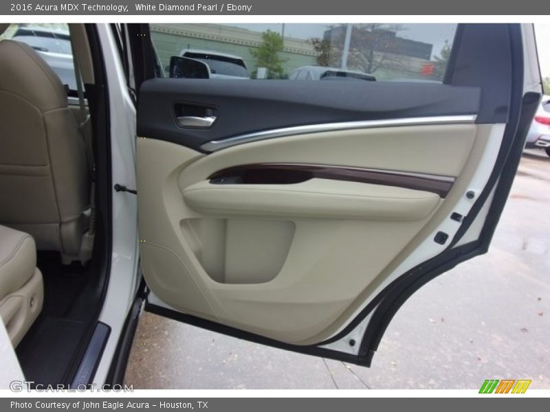 White Diamond Pearl / Ebony 2016 Acura MDX Technology