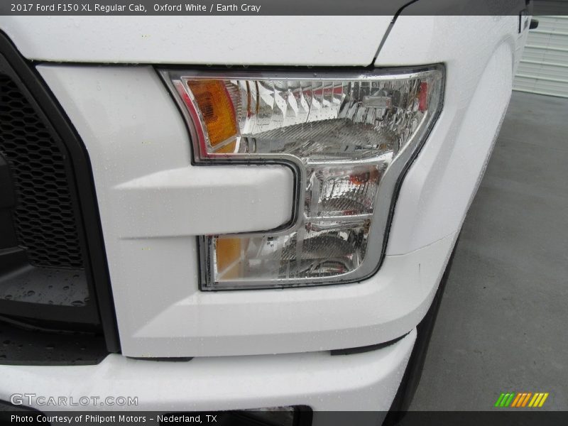 Oxford White / Earth Gray 2017 Ford F150 XL Regular Cab