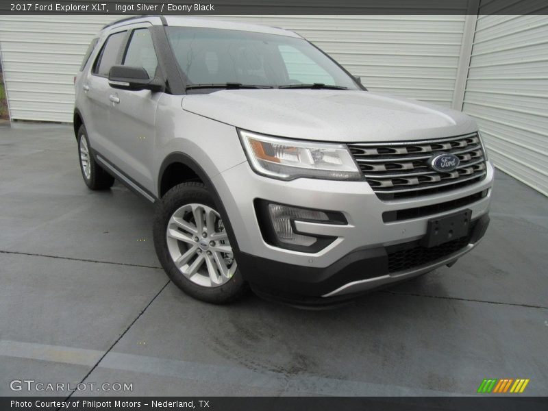 Ingot Silver / Ebony Black 2017 Ford Explorer XLT