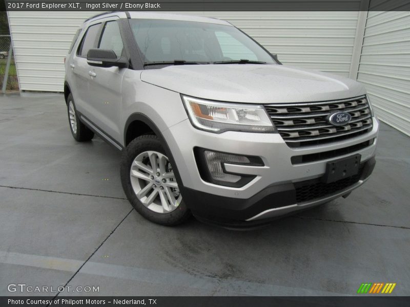 Ingot Silver / Ebony Black 2017 Ford Explorer XLT