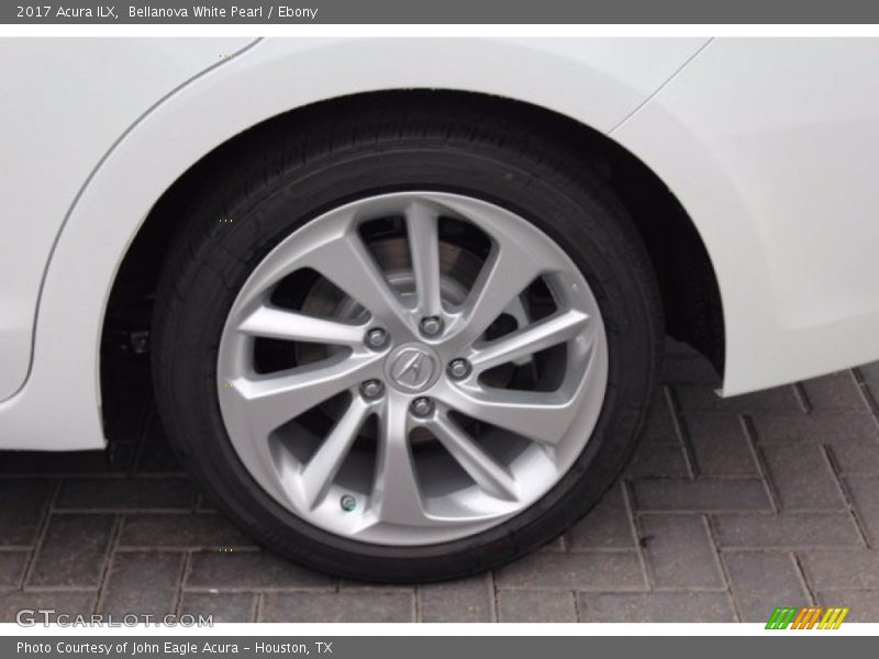Bellanova White Pearl / Ebony 2017 Acura ILX