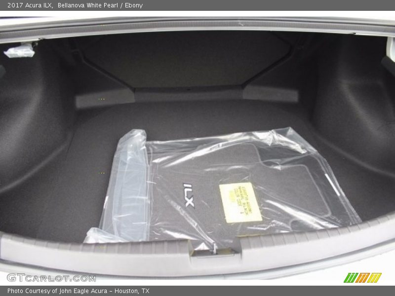 Bellanova White Pearl / Ebony 2017 Acura ILX