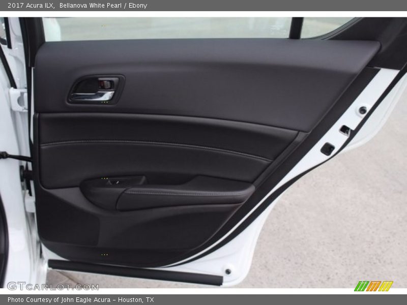 Bellanova White Pearl / Ebony 2017 Acura ILX