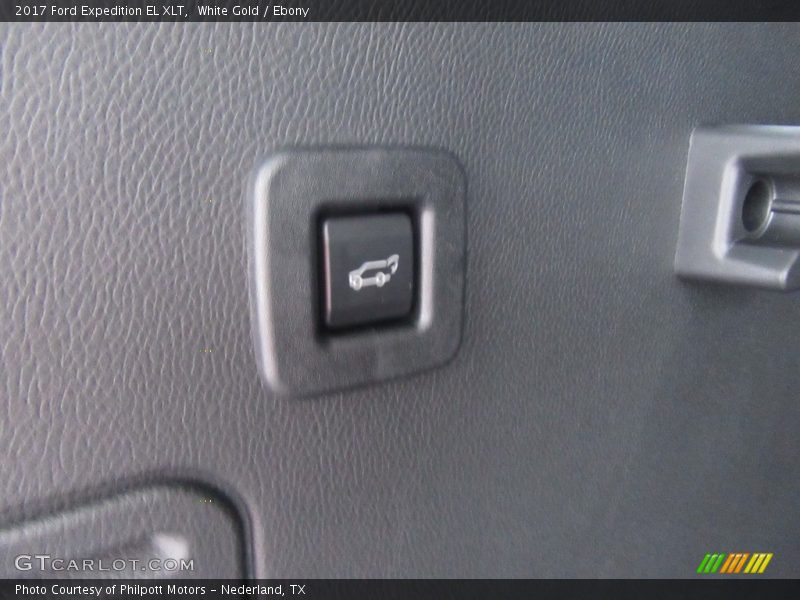 White Gold / Ebony 2017 Ford Expedition EL XLT