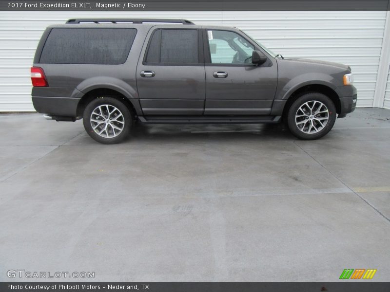 Magnetic / Ebony 2017 Ford Expedition EL XLT