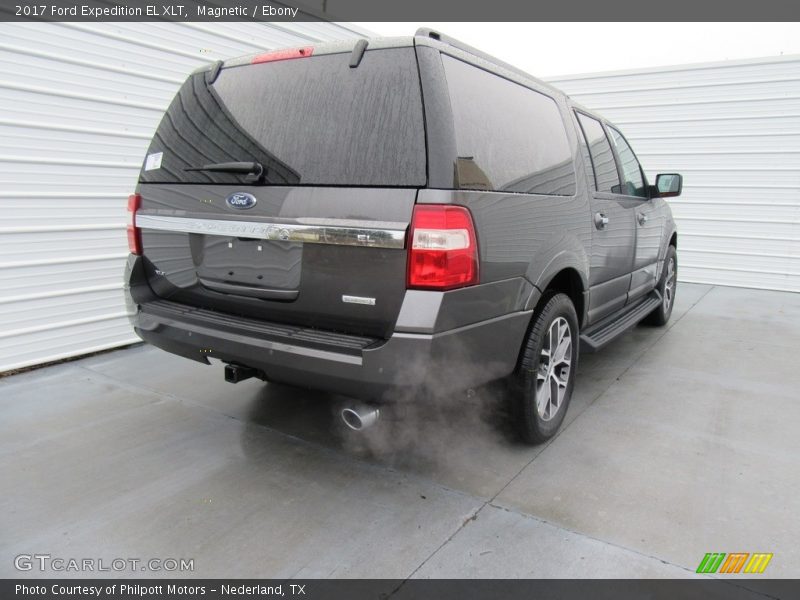 Magnetic / Ebony 2017 Ford Expedition EL XLT