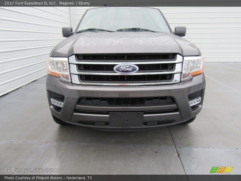Magnetic / Ebony 2017 Ford Expedition EL XLT
