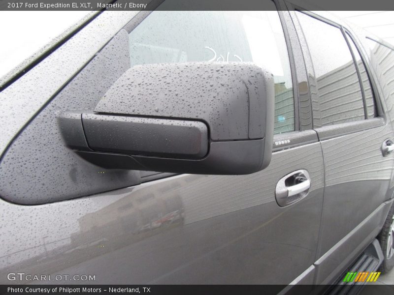 Magnetic / Ebony 2017 Ford Expedition EL XLT