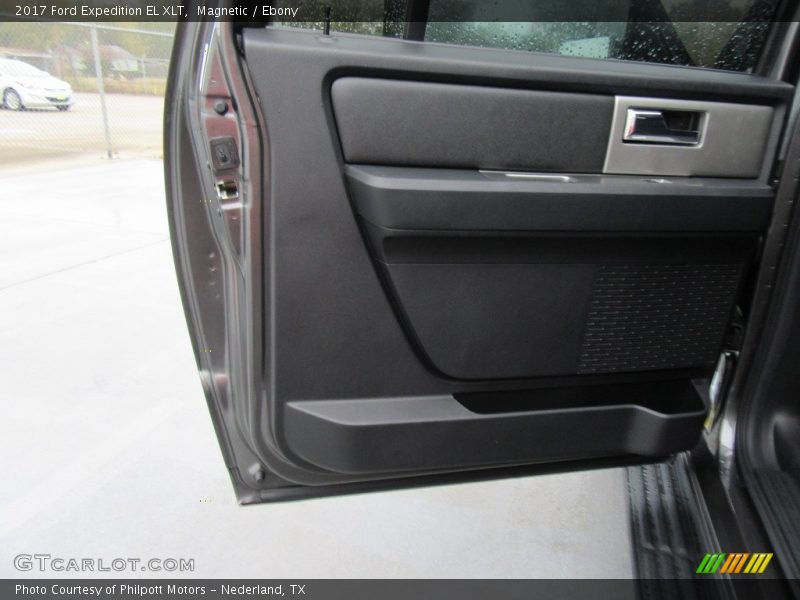 Magnetic / Ebony 2017 Ford Expedition EL XLT