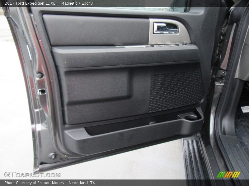 Magnetic / Ebony 2017 Ford Expedition EL XLT