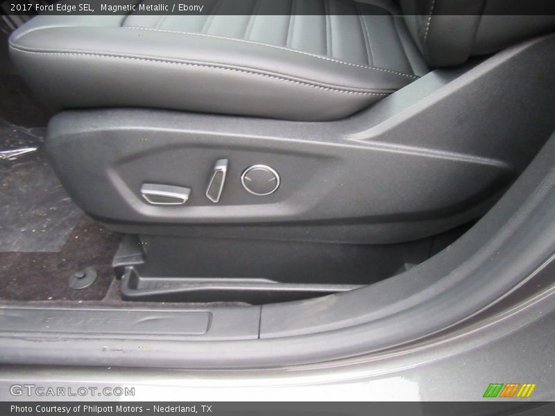 Front Seat of 2017 Edge SEL
