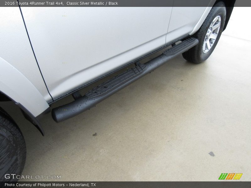 Classic Silver Metallic / Black 2016 Toyota 4Runner Trail 4x4