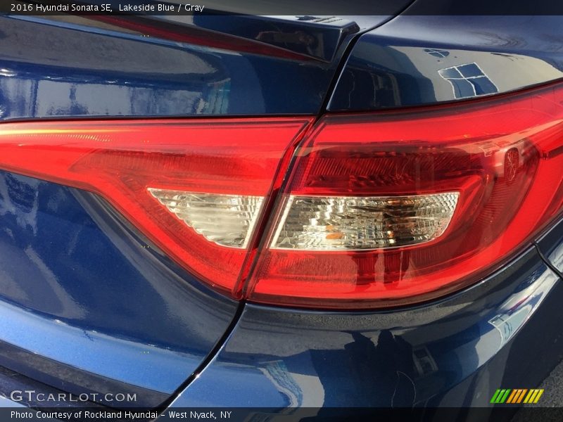 Lakeside Blue / Gray 2016 Hyundai Sonata SE