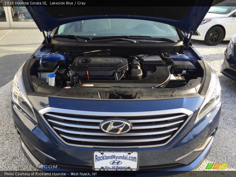 Lakeside Blue / Gray 2016 Hyundai Sonata SE