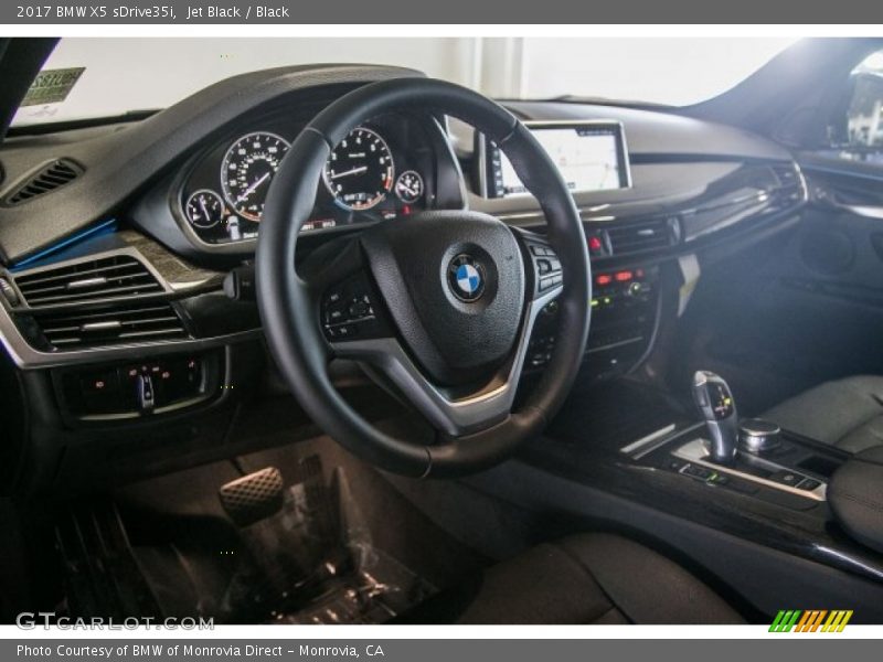 Jet Black / Black 2017 BMW X5 sDrive35i