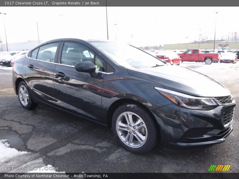 Graphite Metallic / Jet Black 2017 Chevrolet Cruze LT